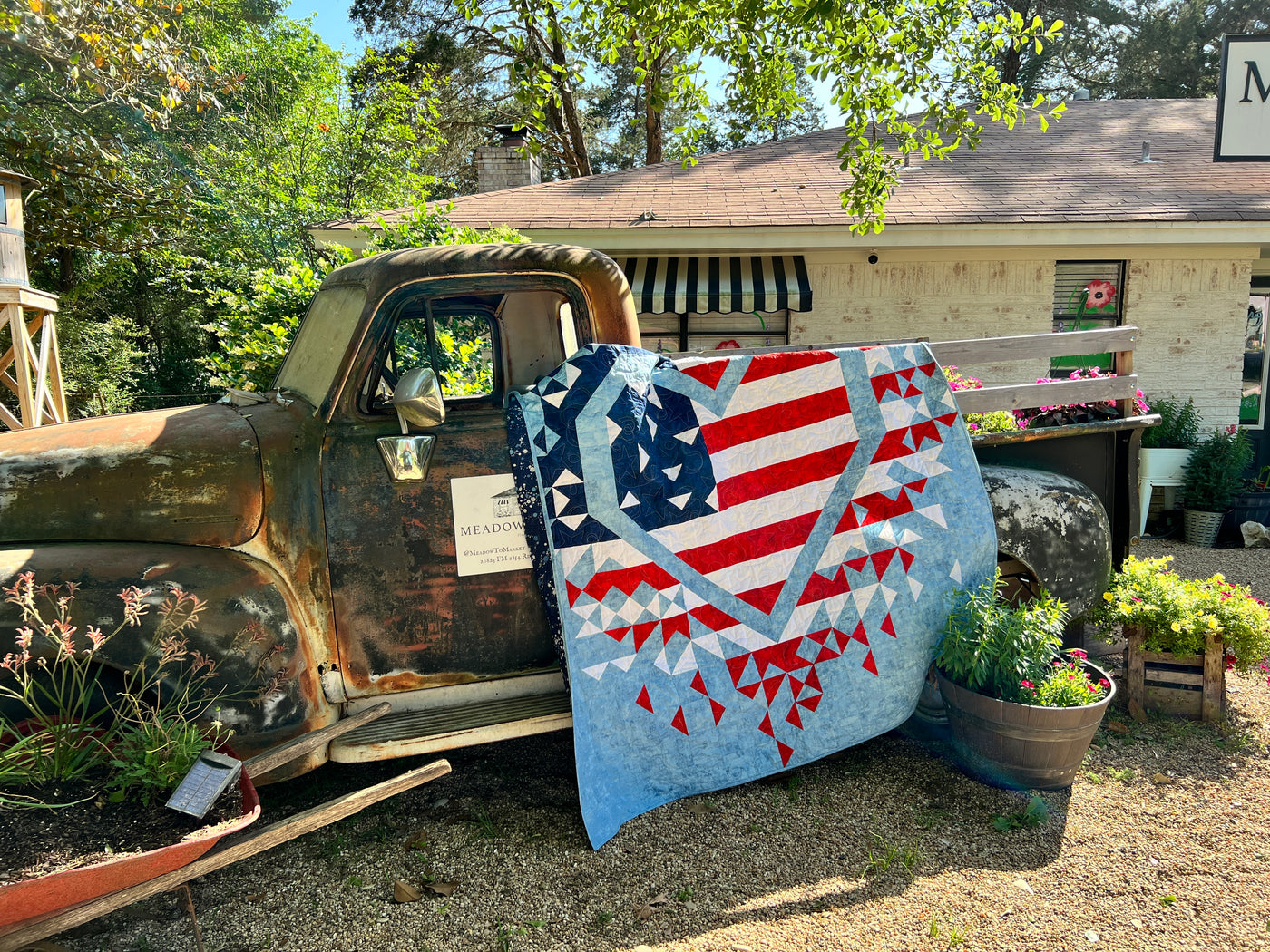 Exploding Heart of America Quilt Kit – Threaded Lines